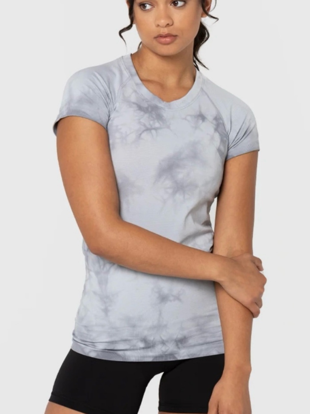 lululemon athletica Light Gray Tie-Dye Short Sleeve Top